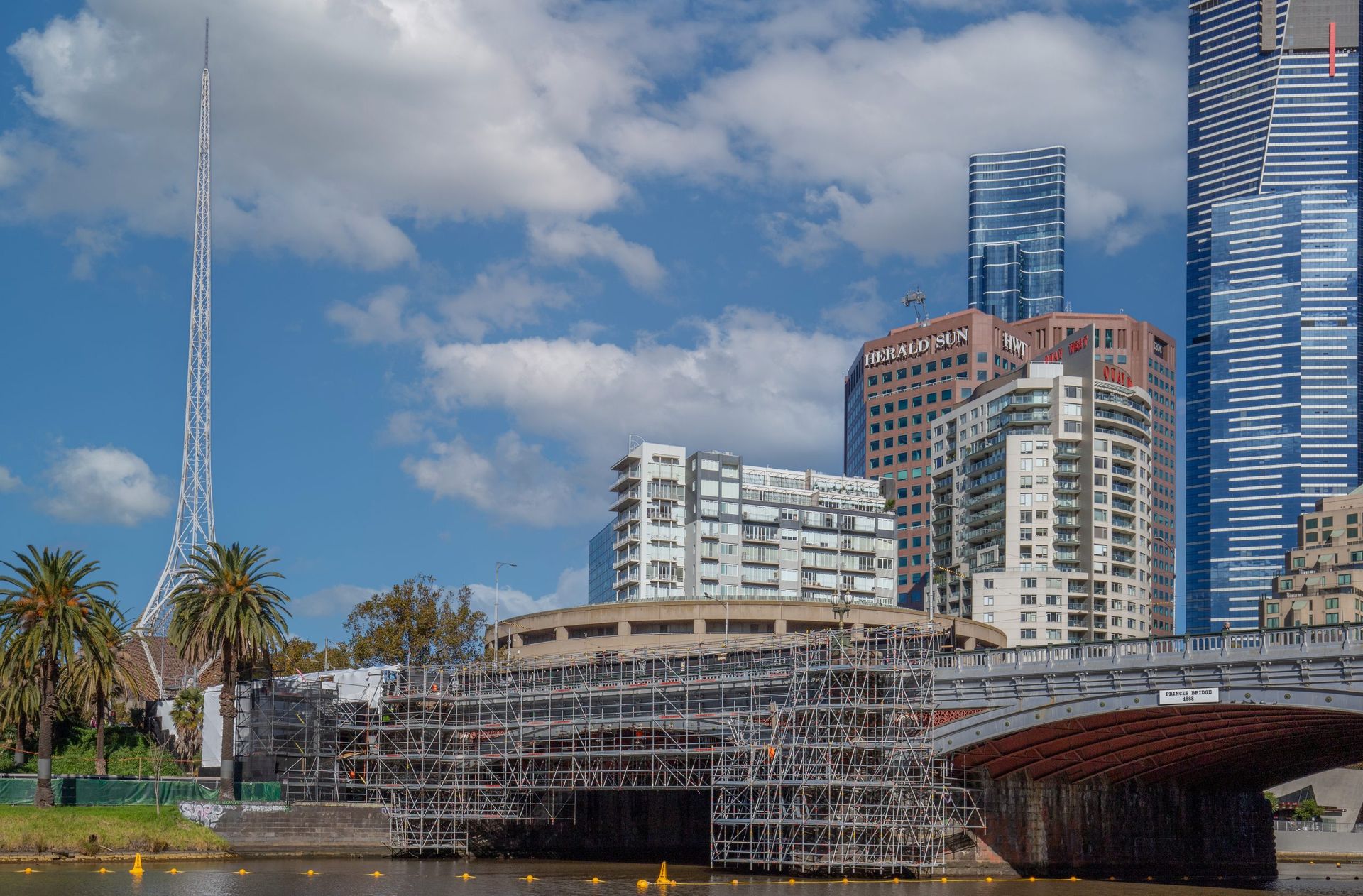 Temporary access structures below and alongside Princes Bridge